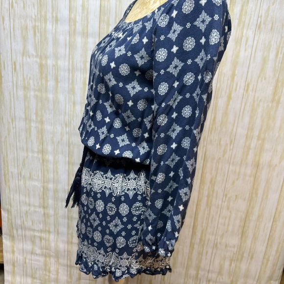 Rue 21 Three quarter Length Sleeve Boho - Blue & White Size Medium - Picture 14 of 16